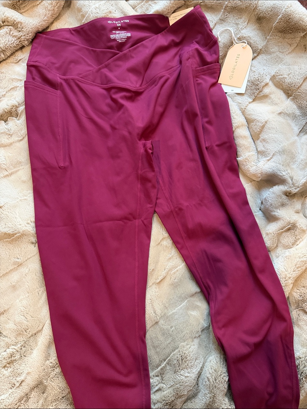 Blogilates Women's Burgundy Criss Cross Leggings